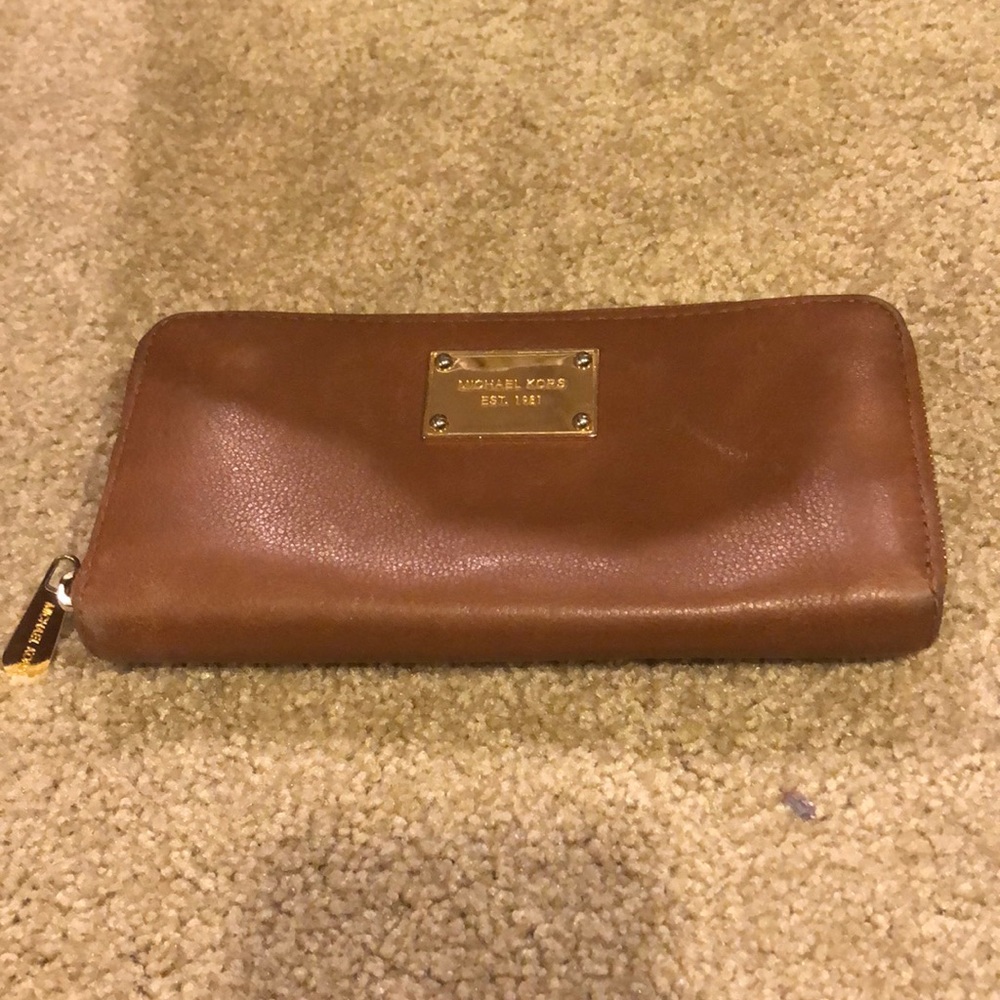 Michael Kors zip around wallet
